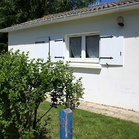 Holiday home Les De Montmartre *
