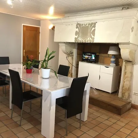 Les De Montmartre Holiday home Le Perrier