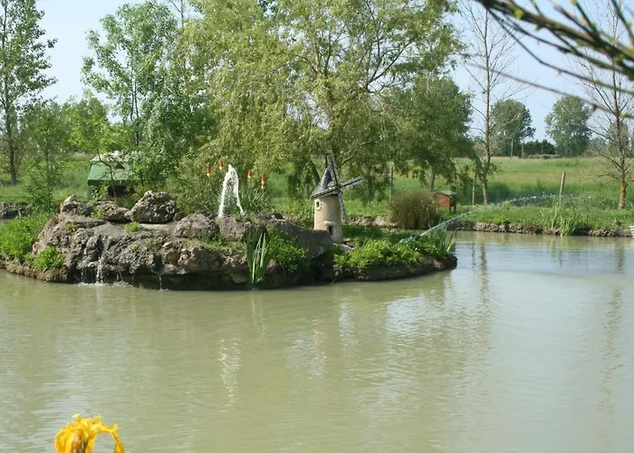 別荘 Les De Montmartre Le Perrier