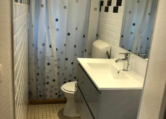 Les De Montmartre 別荘